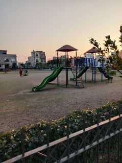 Five Marla Plot For Sale In Hot Location Near Mosque Park