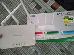 MT-LINK WIFI ROUTER WITH THREE ANTINAS