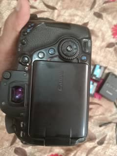 canon 80D lenz sigma 17 50. . 3 batre Cherger. Number 03077972523