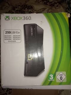 Xbox 360 with 263 games