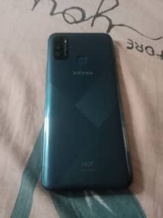 Infinix hot 9 play  4/64