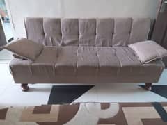 Sofa combed at affordable price