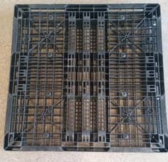 Plastic Pallets | Industrial Pallets | Wooden Pallets | Iron Pallets