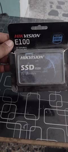 256 GB HIKVISION SSD