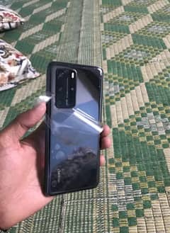 Huawei P40pro 8/256 dual Sim approved with box and charger