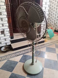 Pak Fan Pedestal Fan