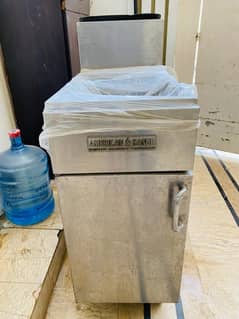 American Range Imported Deep Fryer Double Basket just like NEW