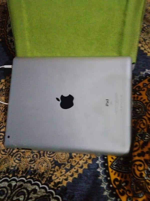 iPad Gen 2 2