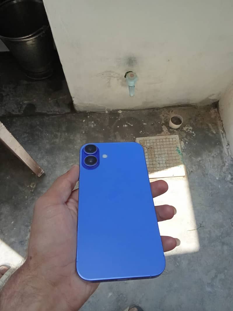 iphone xr cOnverted intO 16 simple 128gB nOn pta. 3