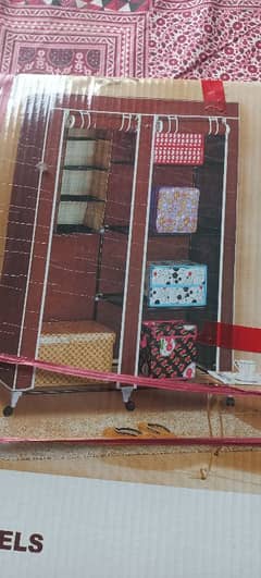 Folding wardrob