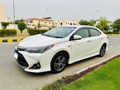 Toyota corrolla grande 1.8 (Blackroom)