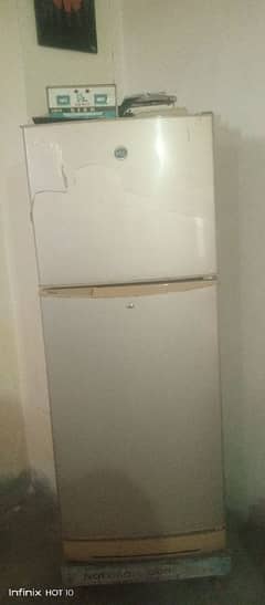 pel refrigerator medium size