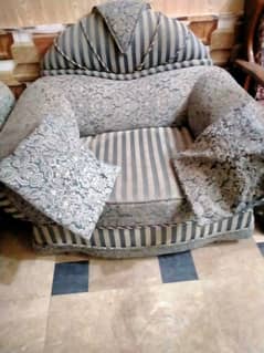 sofa set for sale in good condition