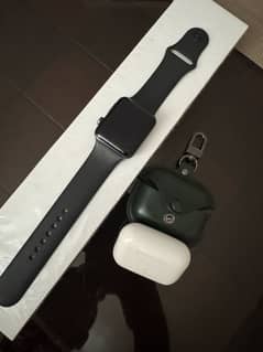 Apple watch series 3 and airpods