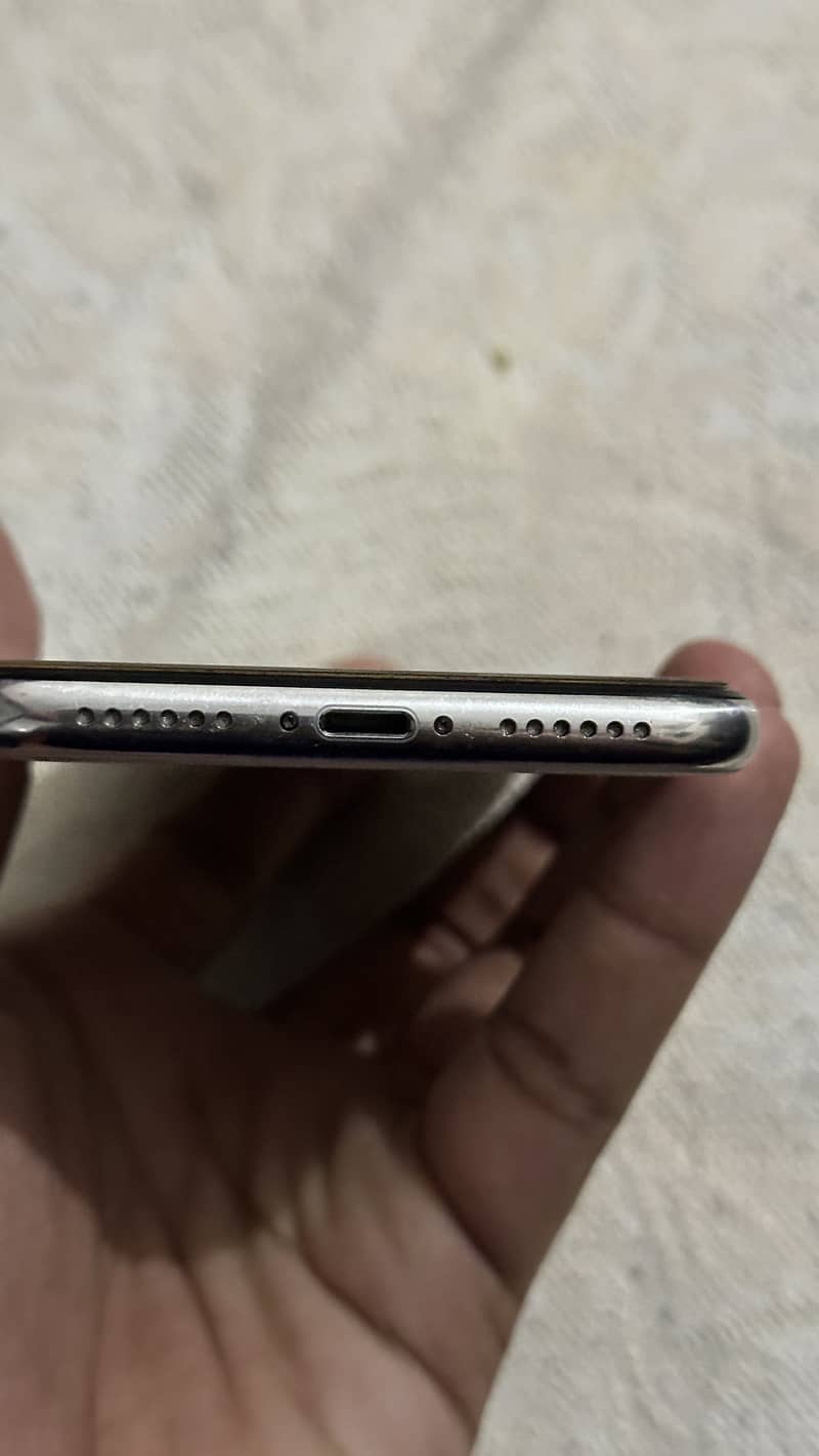 I phone 14 pro max non pta jv with orignal box + i phone x  PTA 8