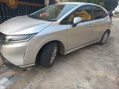 Nissan Note E Power 2022 import 2024