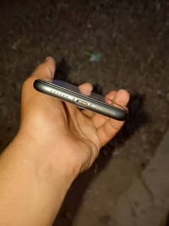 I phone 11 for sale good condition Mai hai