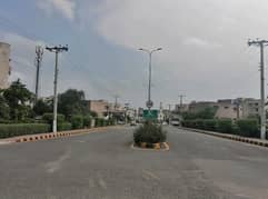 Good 5 Marla Flat For rent In Askari 11 - Sector C