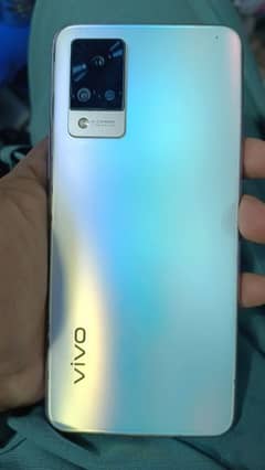 vivo. v21