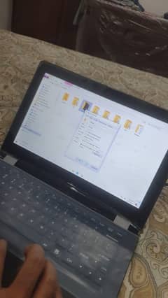Haeir laptop m3 7th generation touch and type 360 rotatable 8gb/250gb