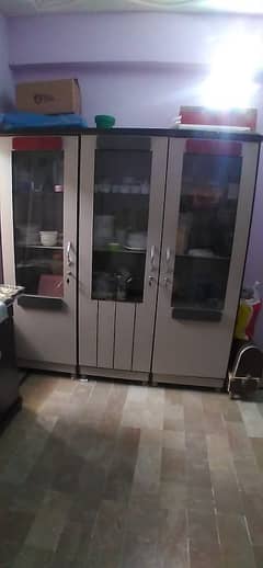 3 door divider