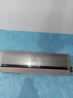 gree 1 ton inverter ac 03007632379