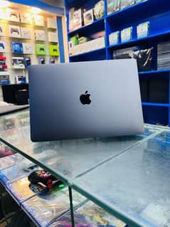Macbook