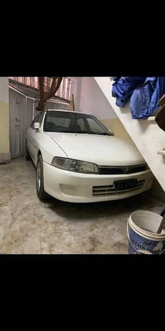 Mitsubishi Lancer 2000