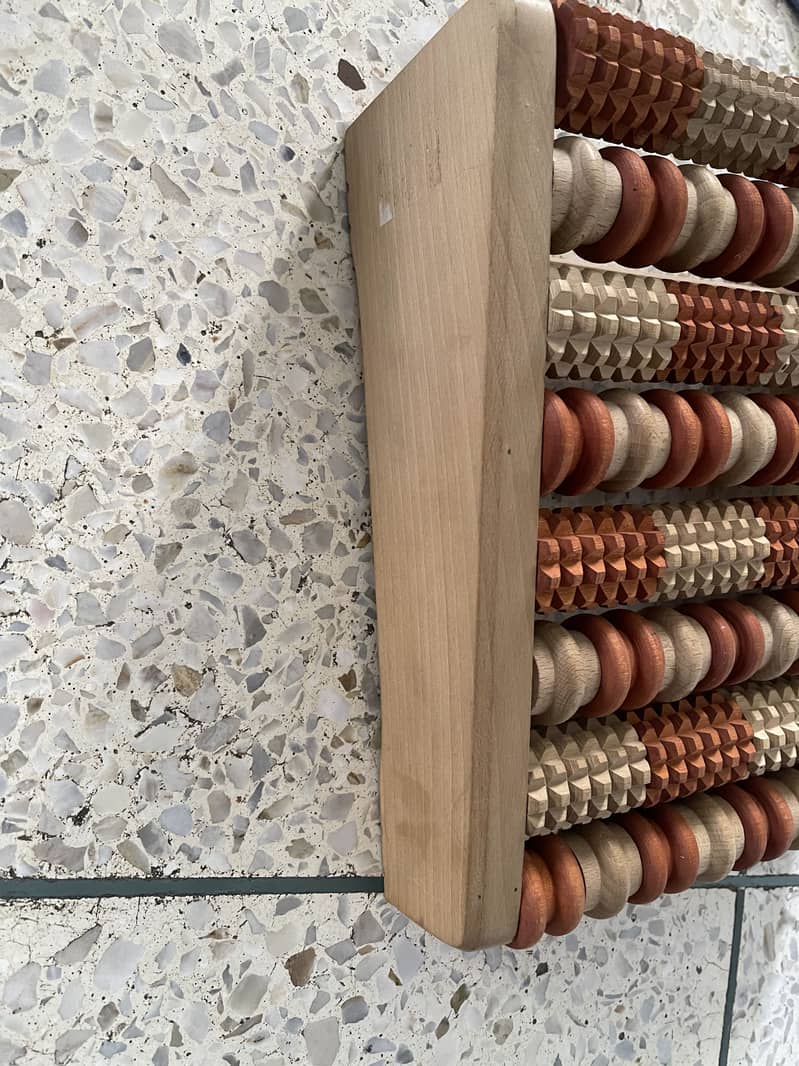 wooden foot massager 1