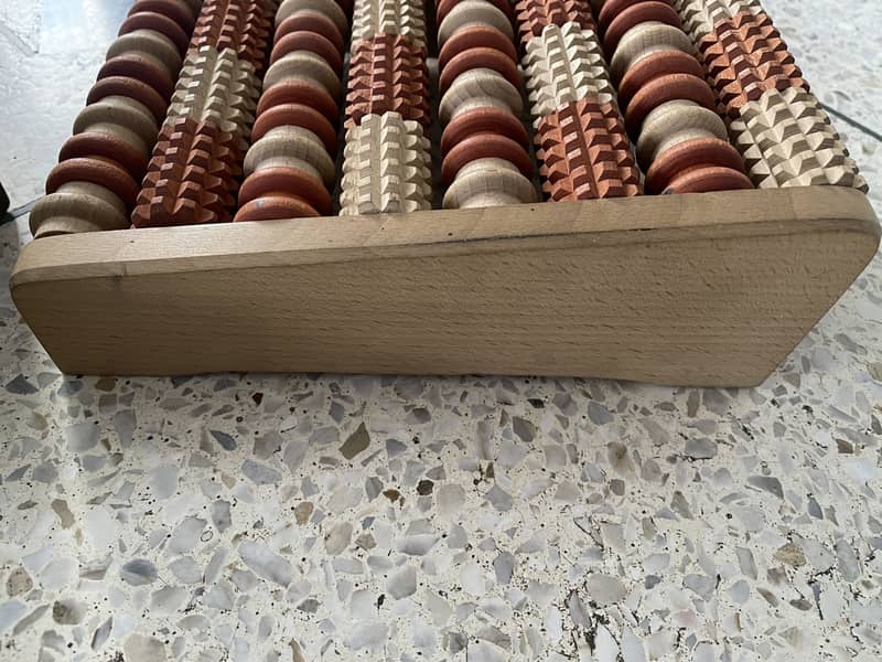 wooden foot massager 3