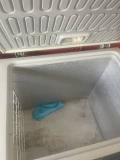 Deep freezer