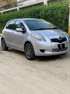 Toyota vitz 2007-2012
