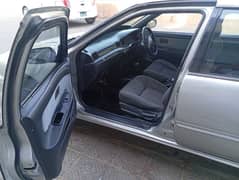 Nissan Sunny 2000