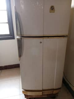 Pell refrigerator