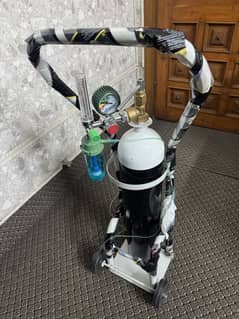 Oxygen cylinder 8 litres