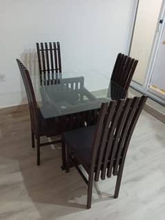 4-Seater Dining Table