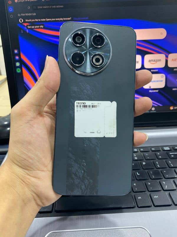 Tecno spark 30 pro with box 3 month use all okay 5