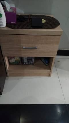 Bed with 2 side tables  and 1 dressing table