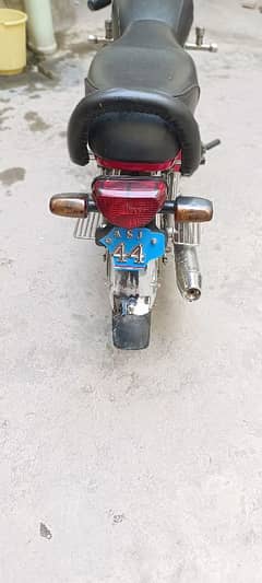 selling Honda motorcycle Model 2023