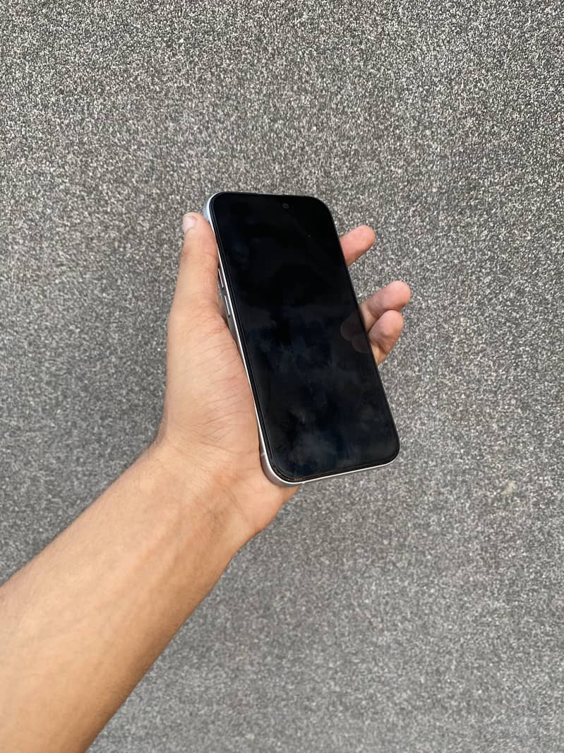 iPhone 15 Sim Working Exchange Possible 1