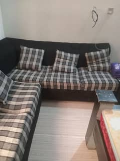 u shape a one sofa ha achi condition ha