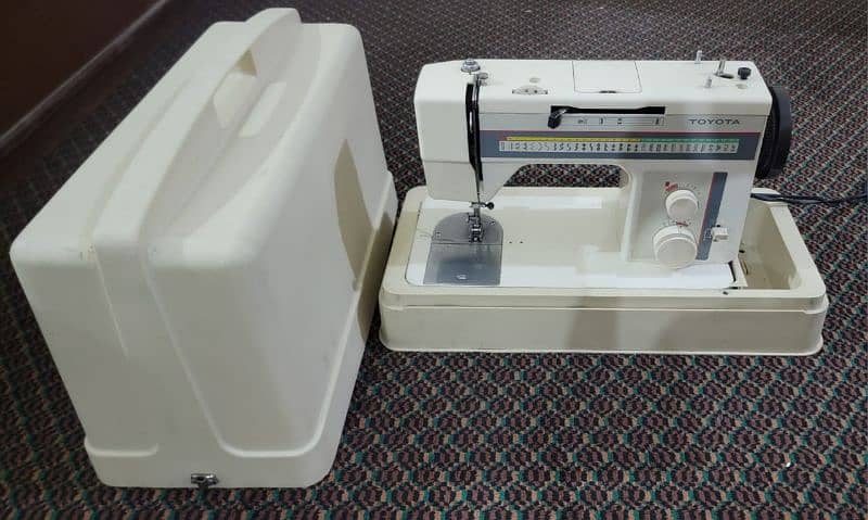sewing machine 4