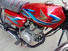 Honda 125 Karachi number 24 model
