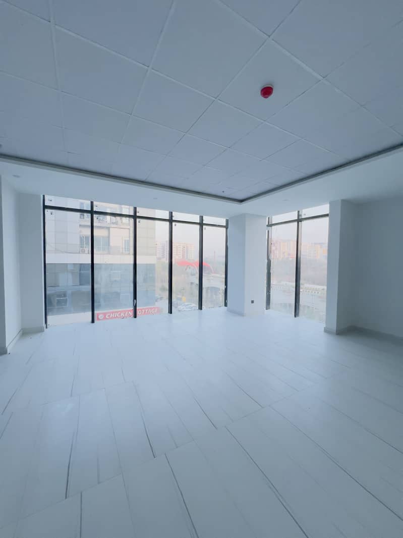 Office Space Available For Any IT Or Software Company 10
