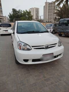 Toyota Platz 2004