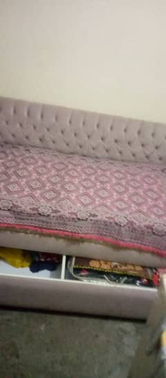 single bed with mattress