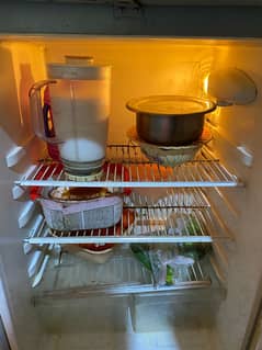 HAIER Fridge Medium Size Ph# O3332145093