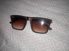 SUNglasses
