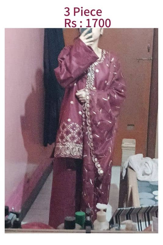 if you want preloved clothes bundle in reasonable price so message me 7