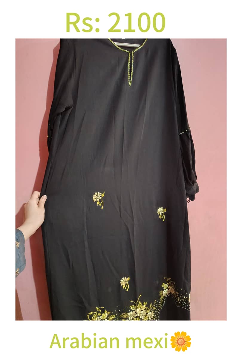 if you want preloved clothes bundle in reasonable price so message me 9